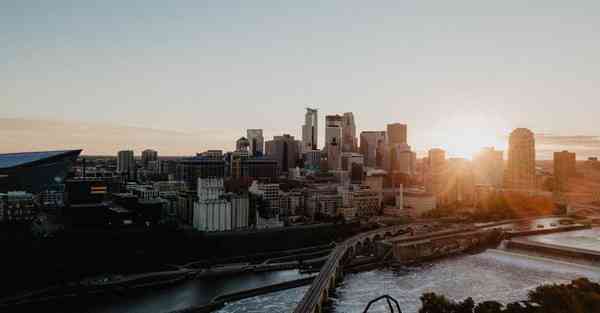 金融违规网络大数据：监管与挑战