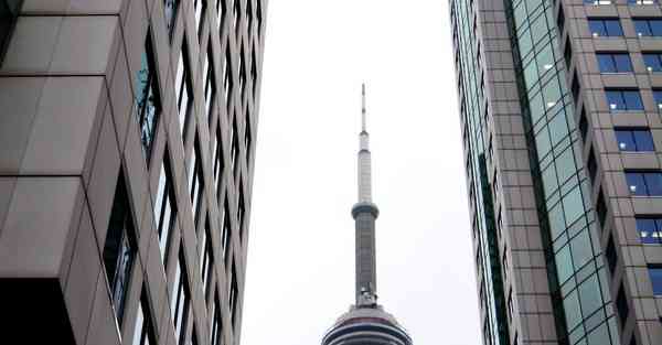 智能纳米机器人修复人体