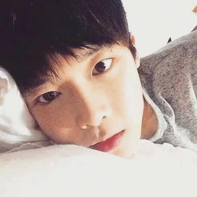 尤菡行芝