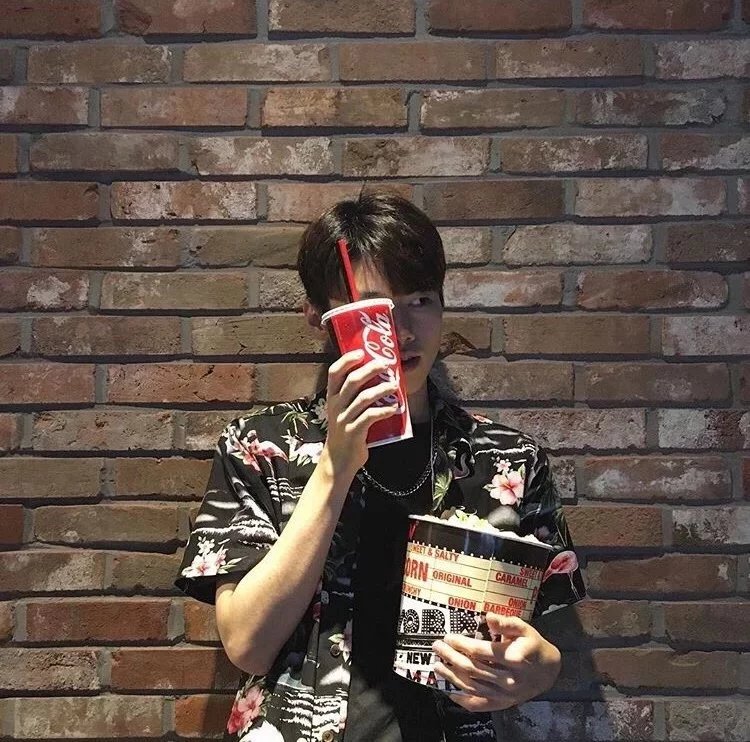 匡云玲紫