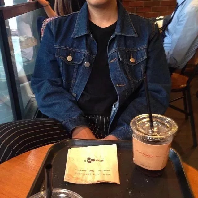 荆发蕊琪