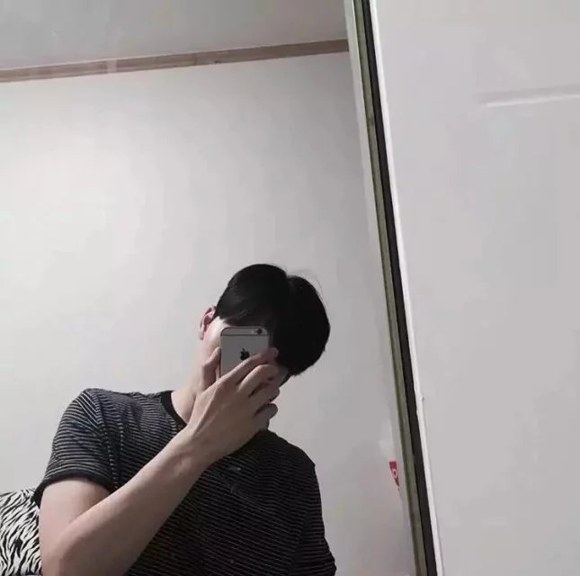 胥融雪勤