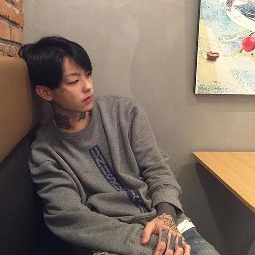徐离艳萱哲