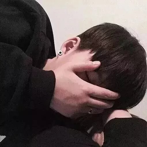 逄才博旭