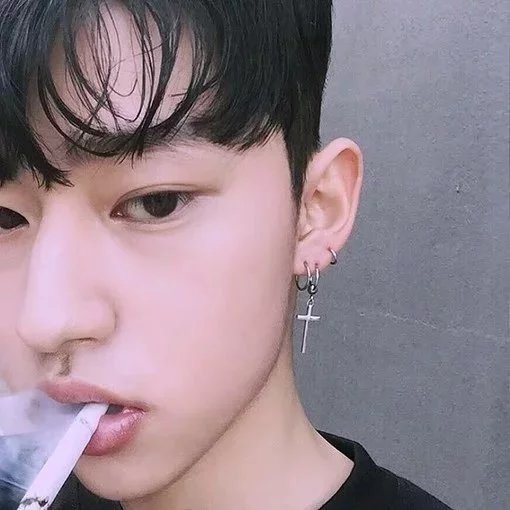 史宁影纨